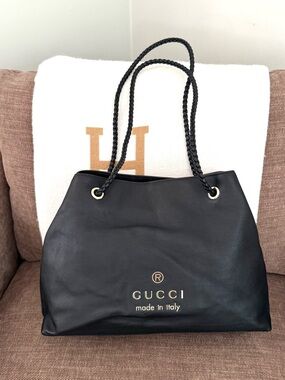 Authentic Gucci Gifford tote bag black leather gold hardware braided handles